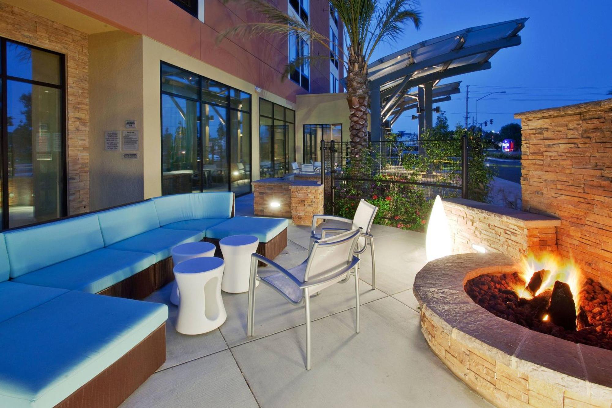 Springhill Suites Irvine John Wayne Airport / Orange County Экстерьер фото